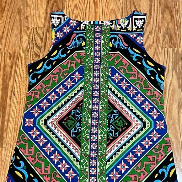 Nicole Miller Sleeveless Shift Dress, green geometric, size small - Picture 2 of 7